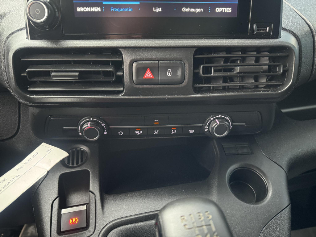 Peugeot Partner 1.5 bluehdi premium airco / cruise controle / navi / n.a.p 