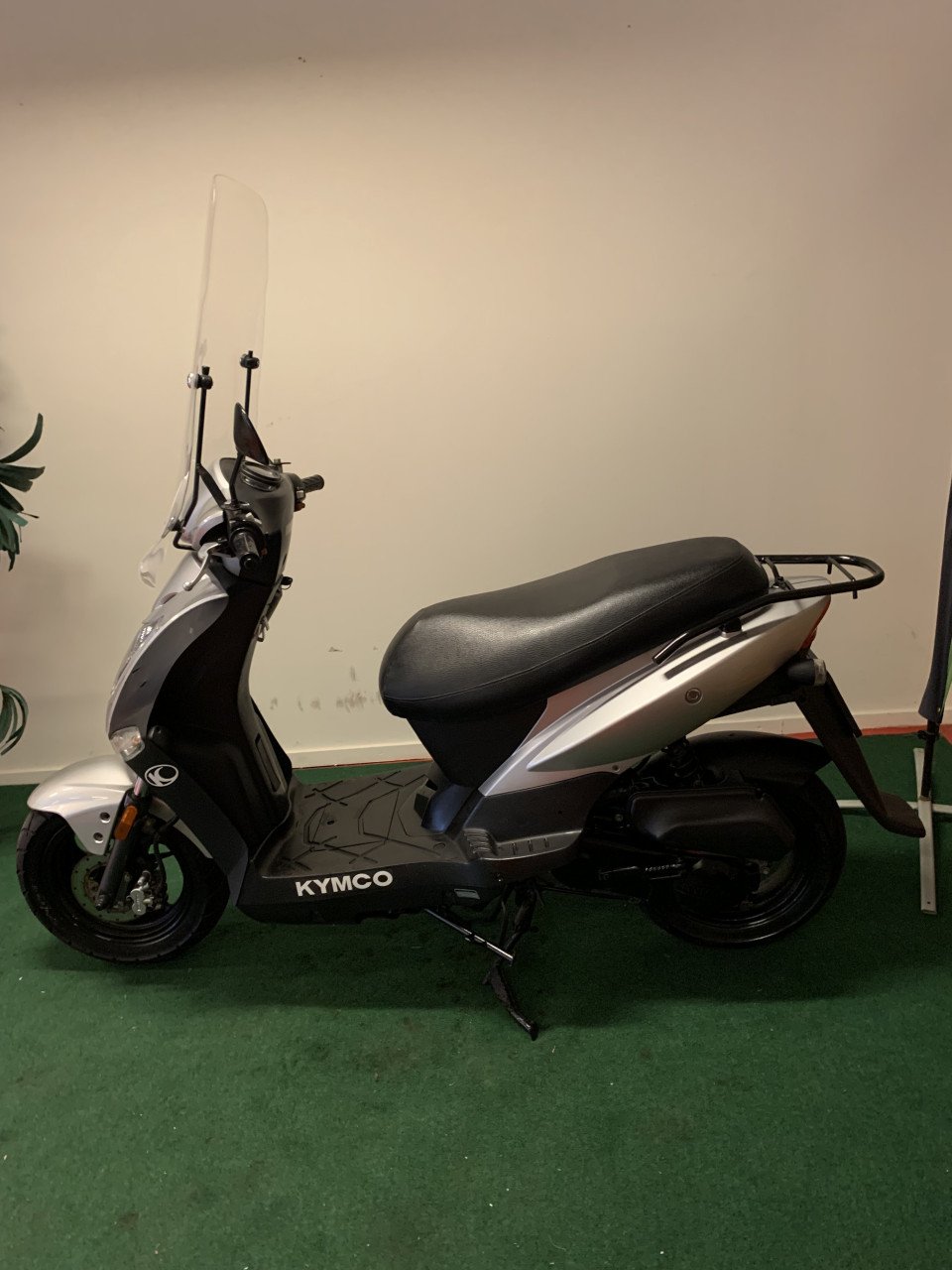 KYMCO AGILITY MEENEEM PRIJS 349,= RIJKLAAR