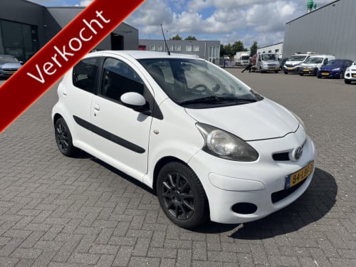 Toyota Aygo 1.0-12v comfort