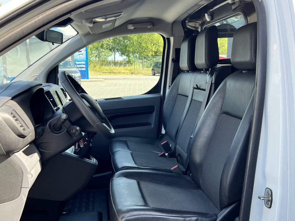 Toyota Proace worker 1.5 d-4d cool comfort | trekhaak | camera | apple/ and