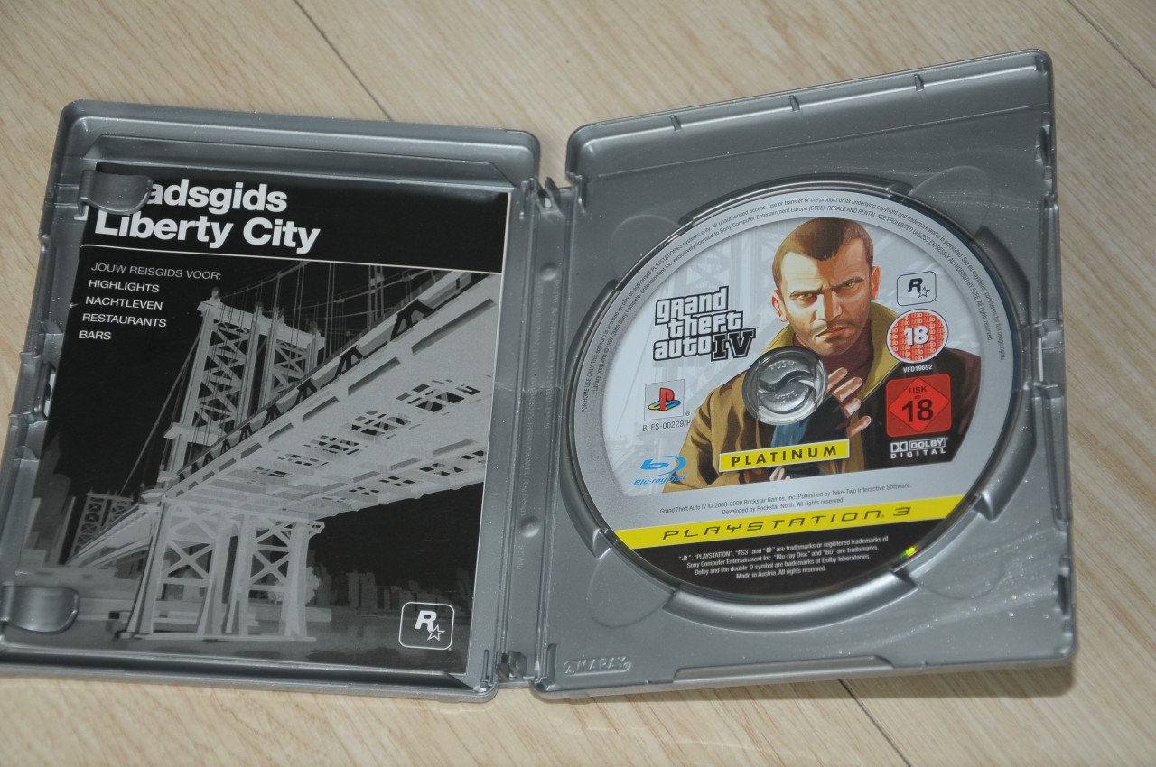 Spel PS3 - Grand Theft Auto IV, ZGAN!
