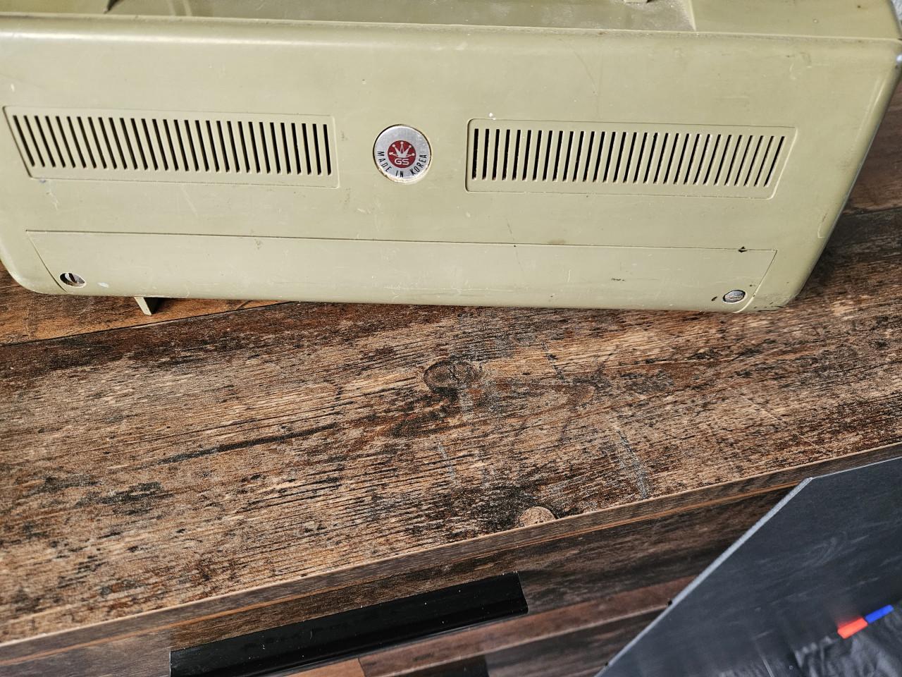 Vintage Gold Star Super Silicon Solid State Radio...