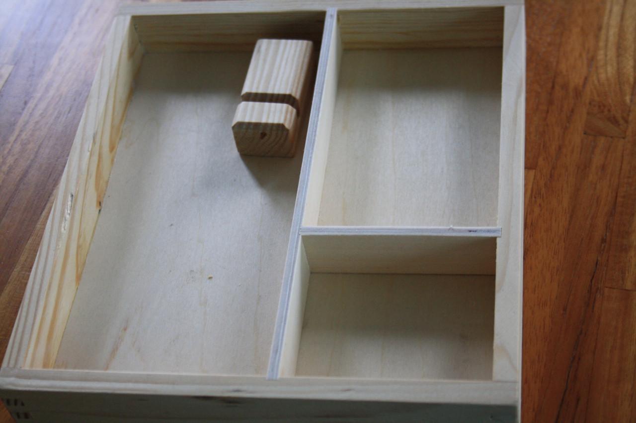 Te koop NIEUWE puzzel KLEDING