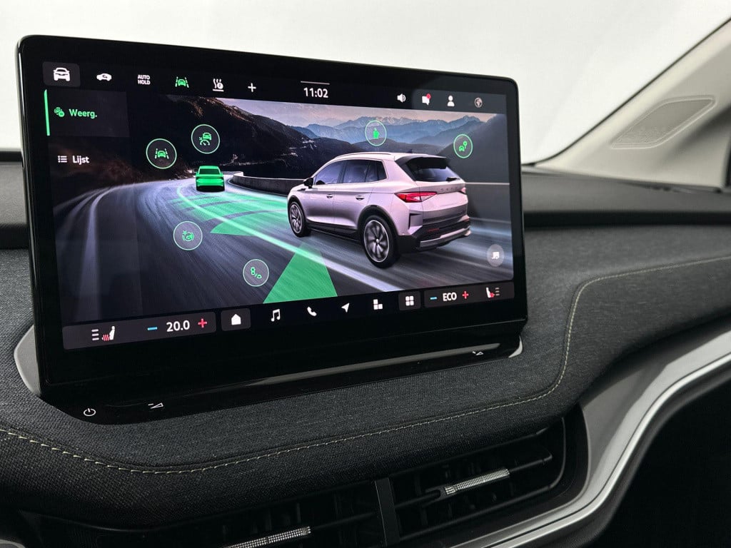 Skoda Elroq business edition tour elektromotor 210 kw / 286 pk