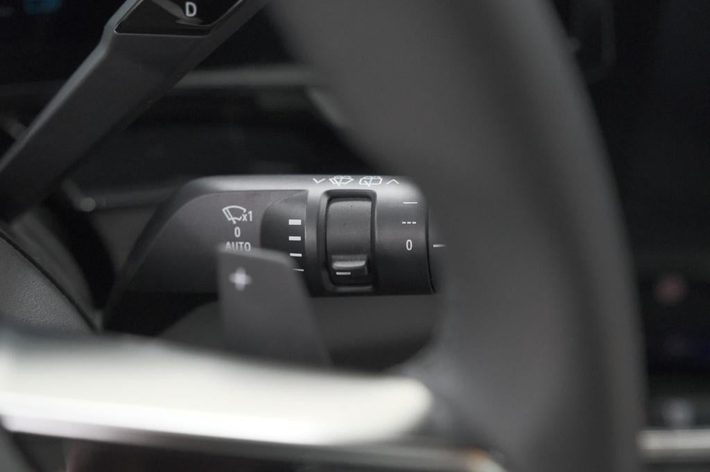 Renault Austral 1.2 e-tech full hybrid 200 techno | 360 camera | panoramada