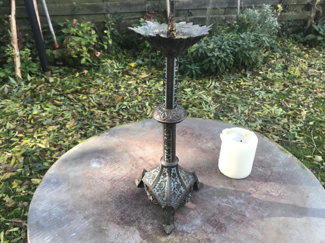 KANDELAAR,brons