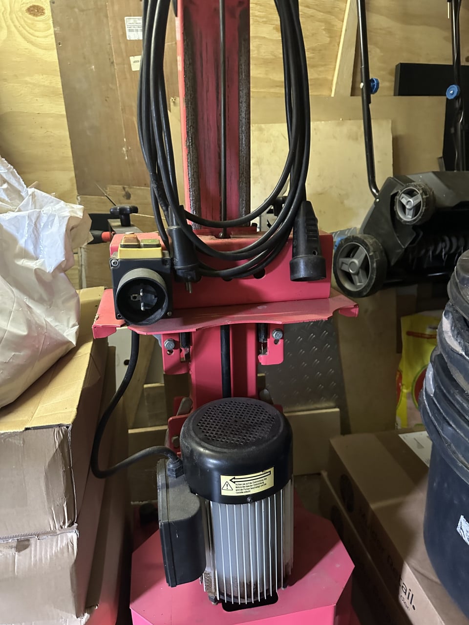 Verticale houtkloof machine 8 ton