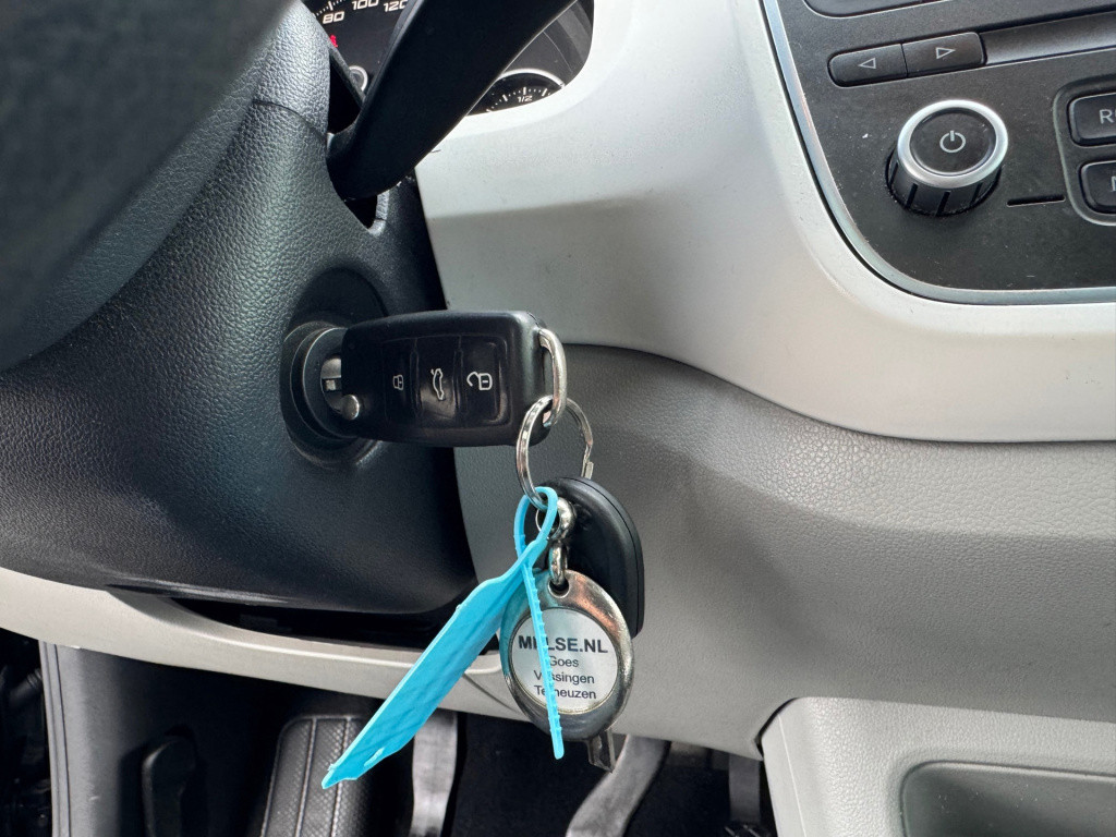 Seat Mii 1.0 style chic * panoramadak * stoelverwarming