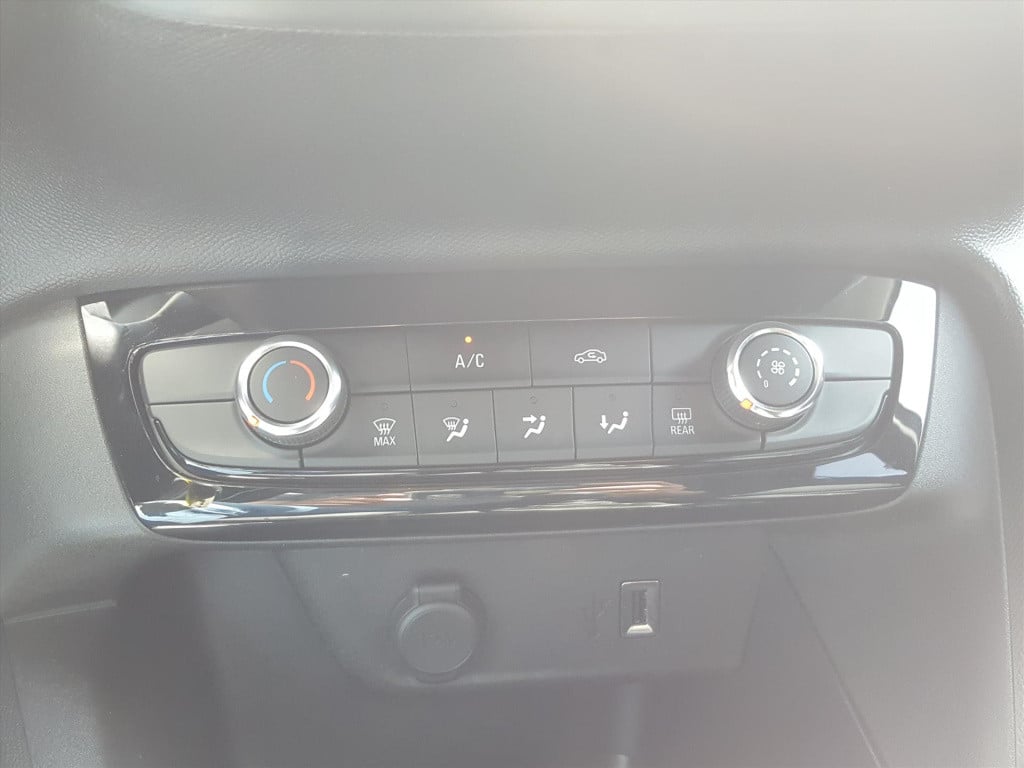 Opel Corsa 1.2 turbo start/stop 100pk elegance navigatie via apple carplay 