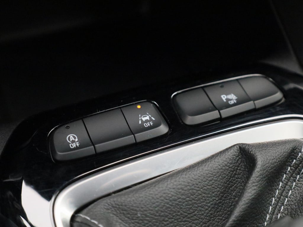 Opel Corsa 1.2 elegance | lmv | parkeer sensoren | climate control | camera