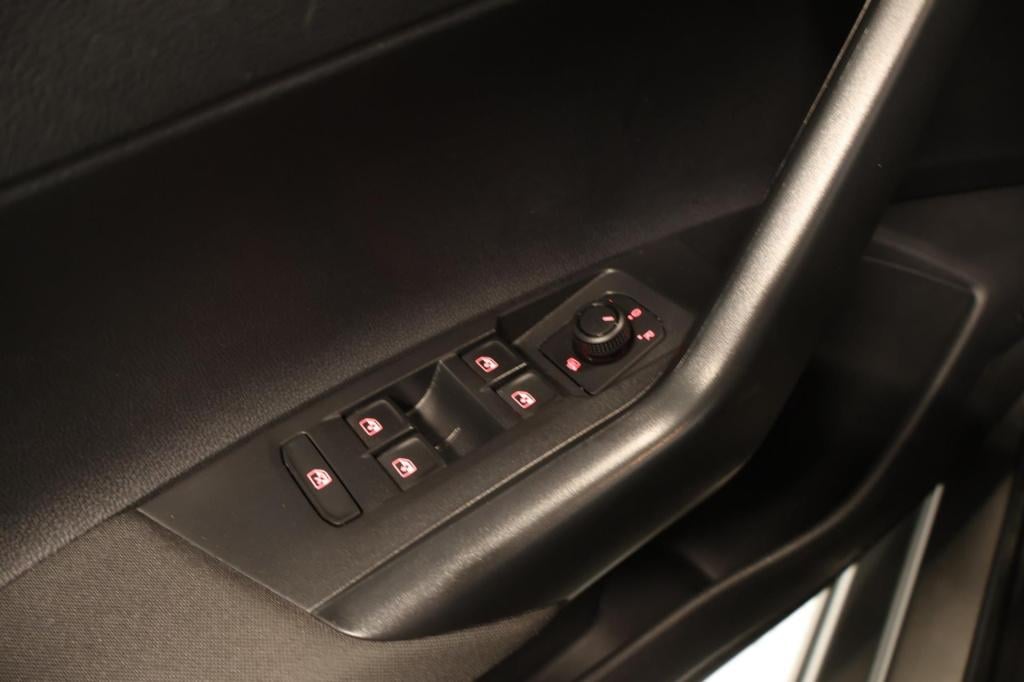 Volkswagen Polo 1.0 tsi comfortline nl auto, carplay, adaptive, airco, dab