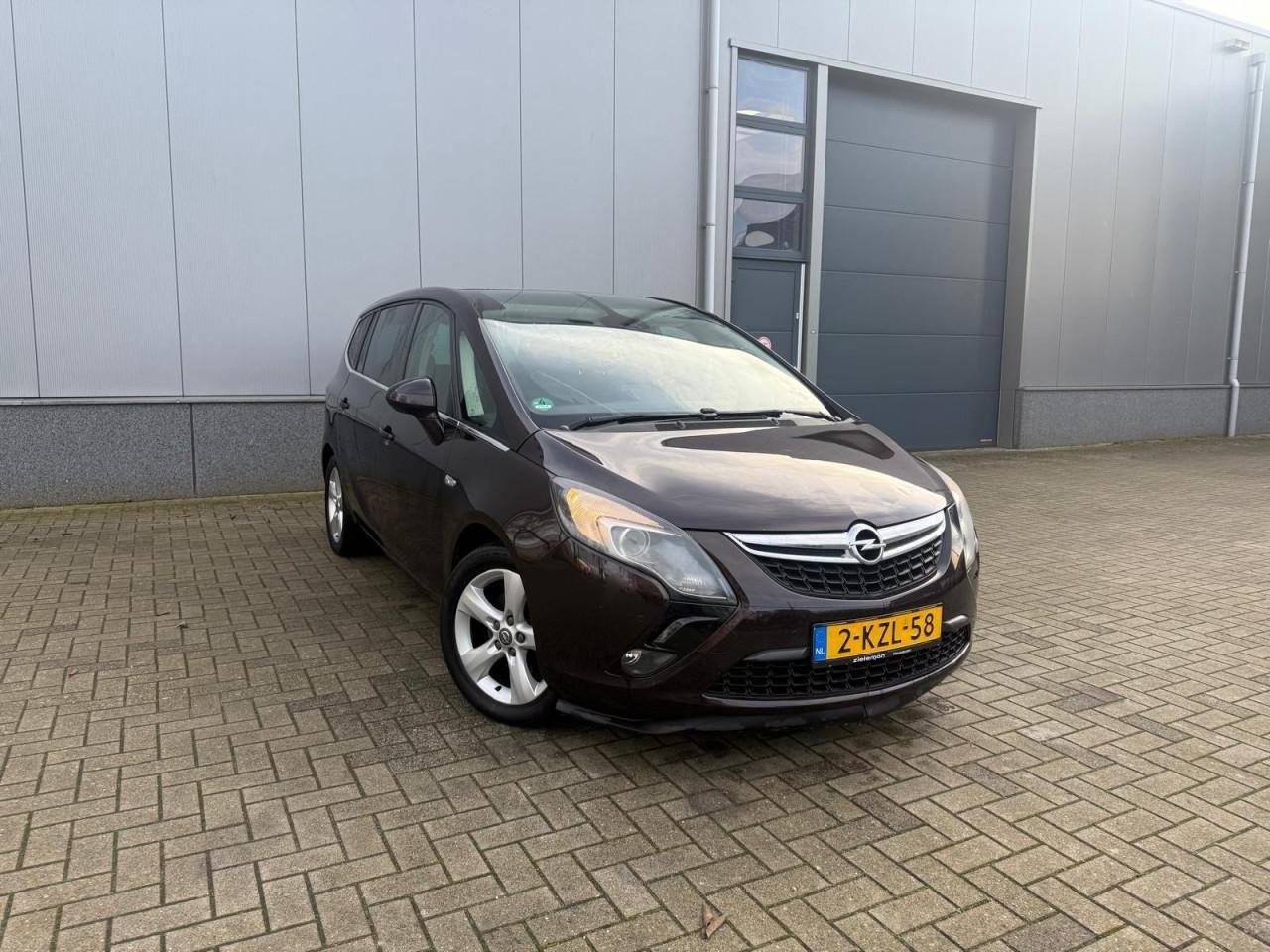 Opel Zafira Tourer 1.6CDTI Cosmo 7zitter