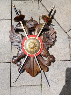 DECORATIESTUK MET DEGENS