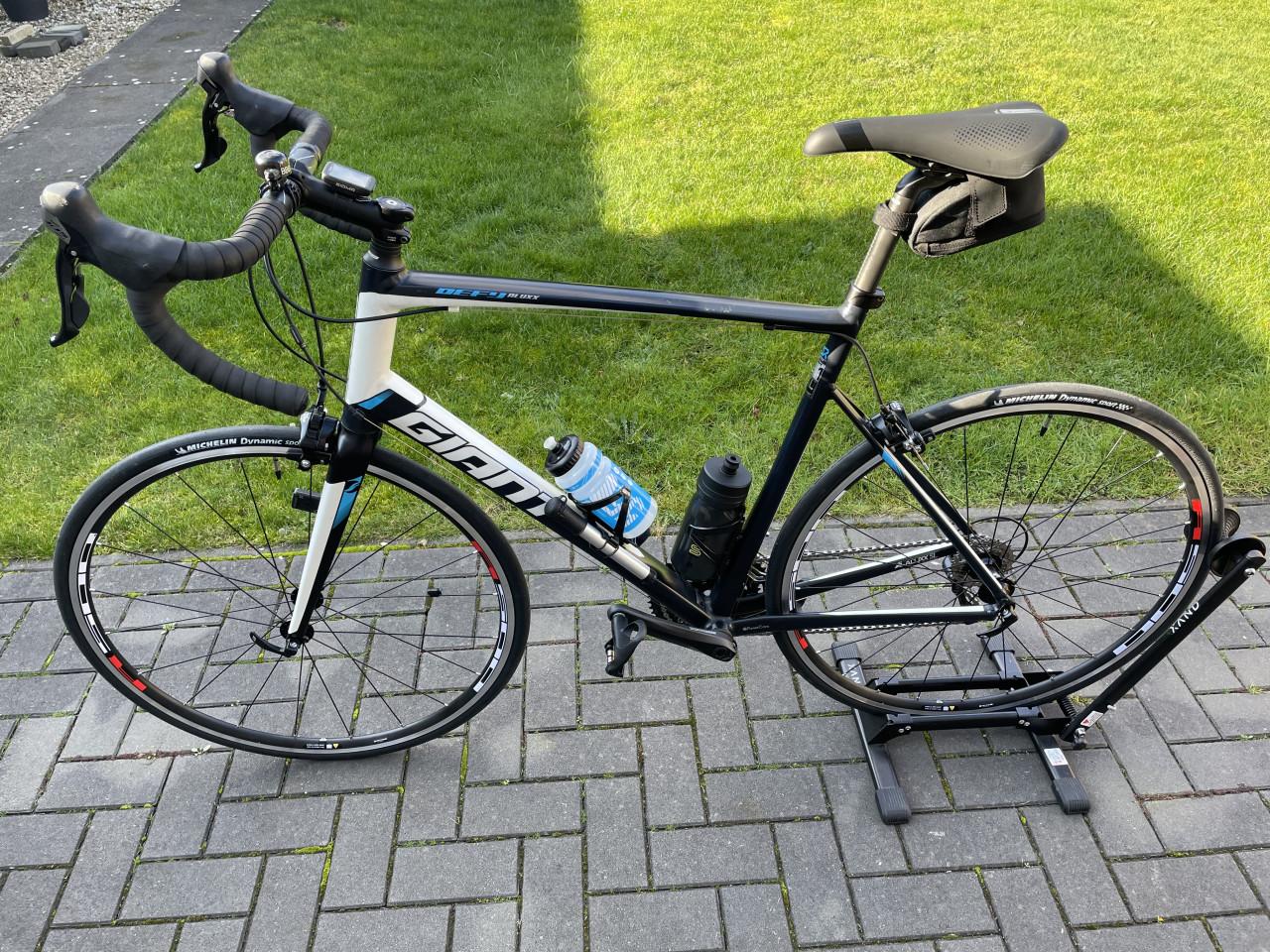 Te koop: Giant Defy (z.g.a.n.).