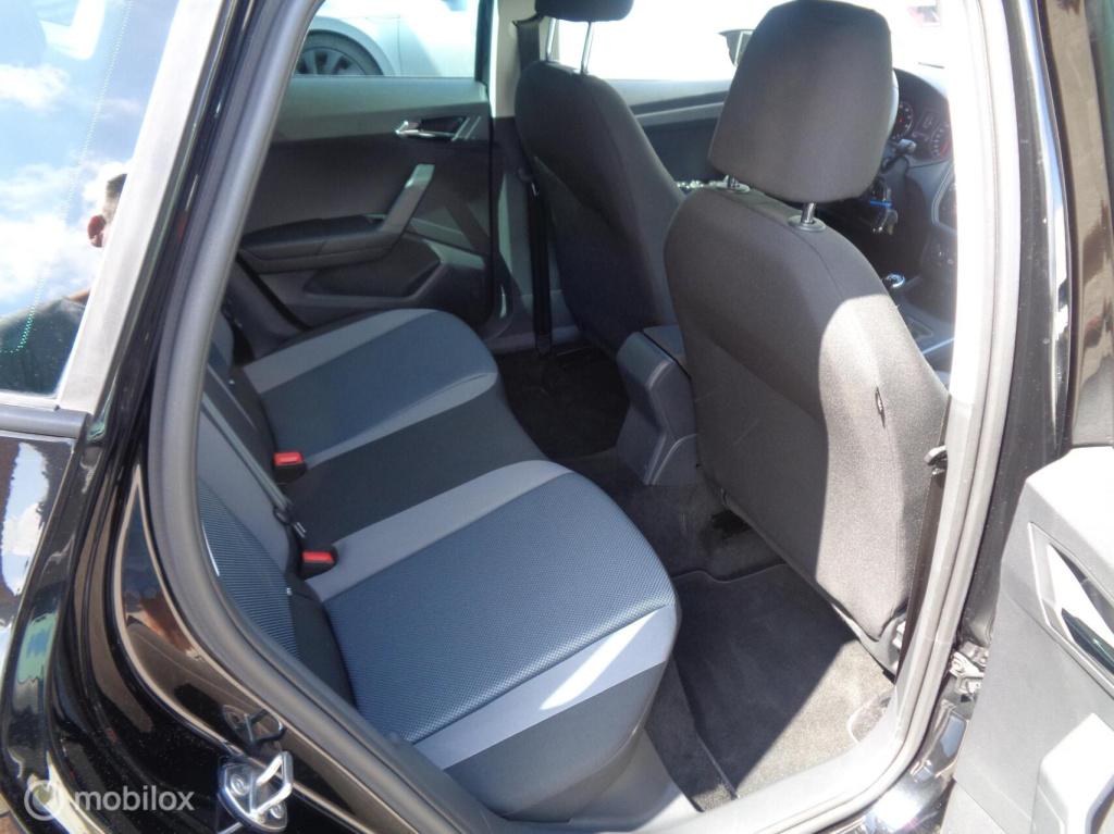 Seat Arona 1.0 tsi style business/airco/ecc/lm velgen/1st eig/pdc/navi/carp