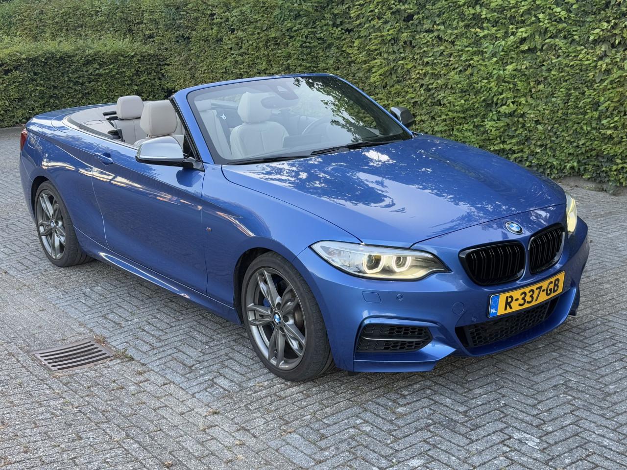 BMW 2-serie Cabrio - M235i xDrive |Full Option | Harman Kardon | Memory