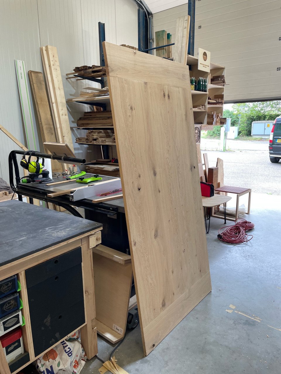 Eiken barndoors