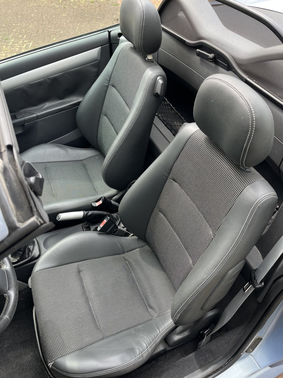 Opel Tigra TwinTop (1.4 16V Sport)