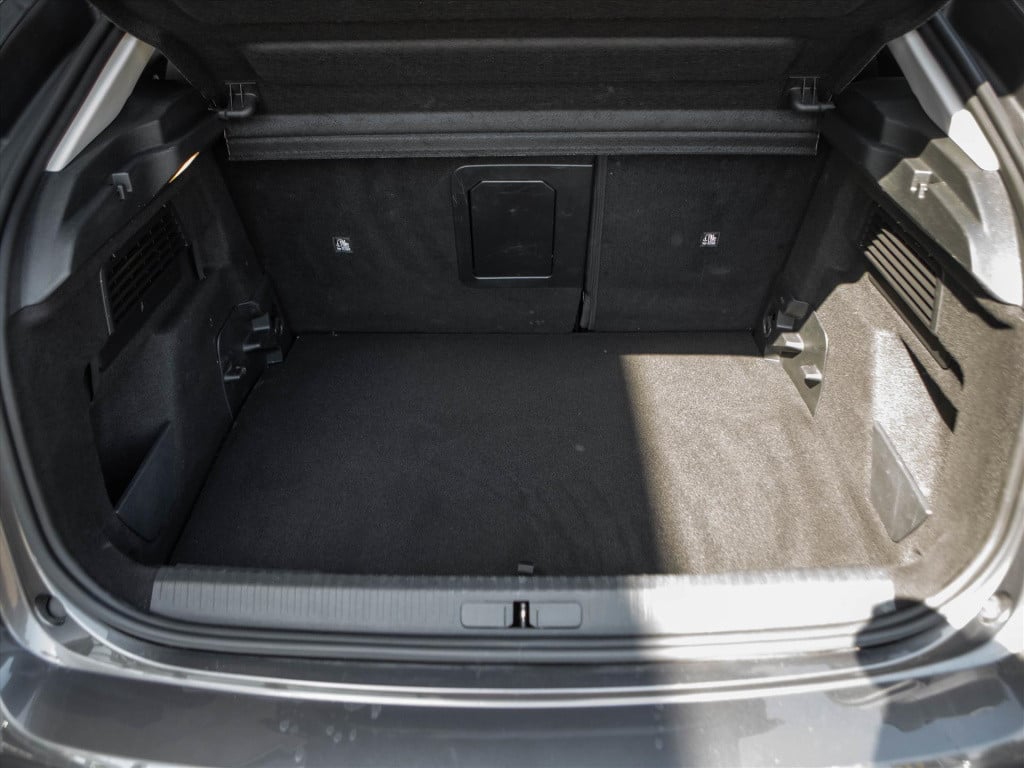 Citroen C4 1.2 puretech 130pk shine | panoramadak | hud | camera | navigati