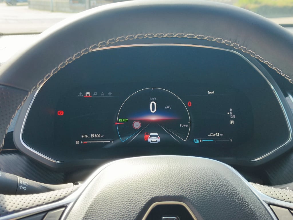 Renault Captur 1.6 e-tech hybrid 145 e-tech engineered
