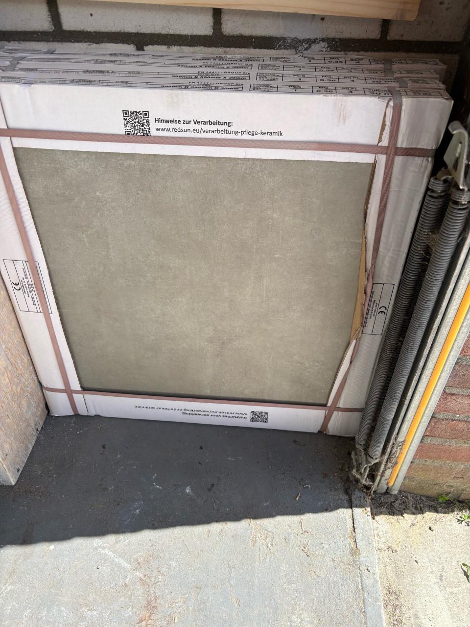 Nieuwe keramische tegel 60x60x3 gregio Tre