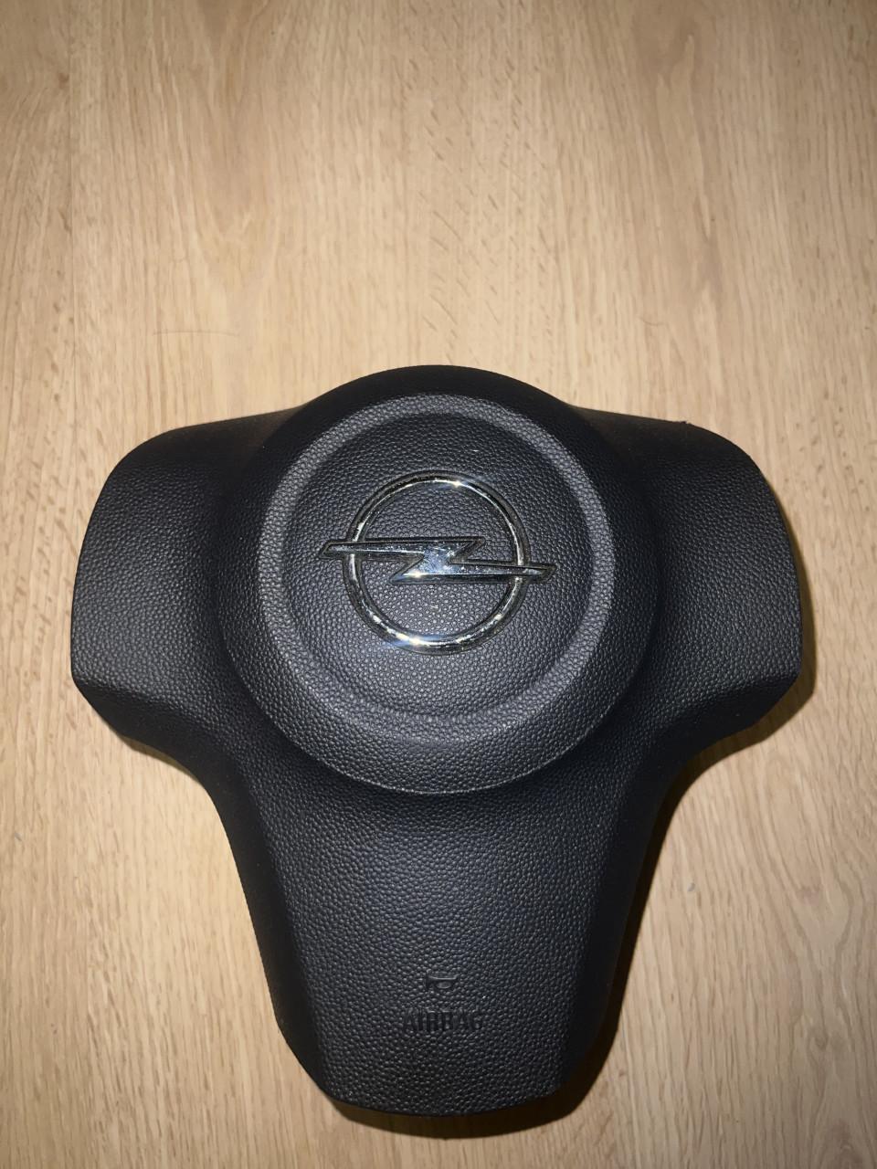 Corsa D stuurwiel incl airbag (2006-2014)