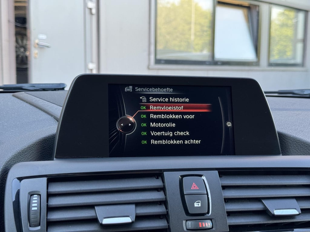 BMW 2-serie coupé 220i executive sport-line | navigatie | cruise control | 