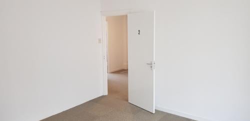 Te huur ruime kamer centrum Goes 17m2