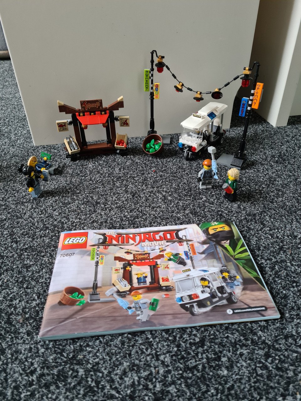Lego Ninjago Achtervolging door de stad (nr 70607)