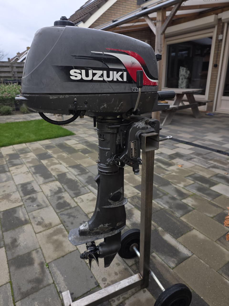 Suzuki buitenboordmotor 4 pk