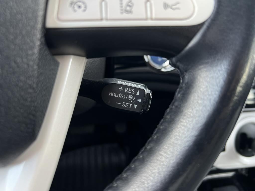 Toyota Prius 1.8 executive