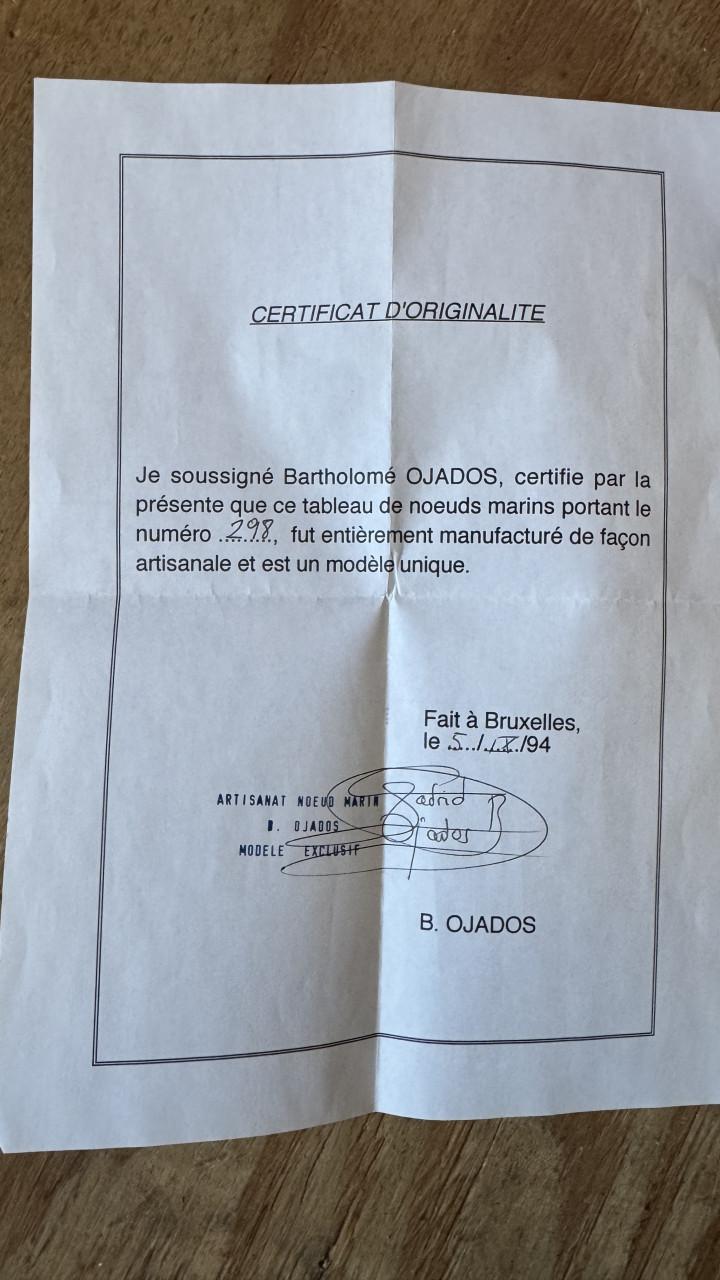 Knopenbord met certificaat