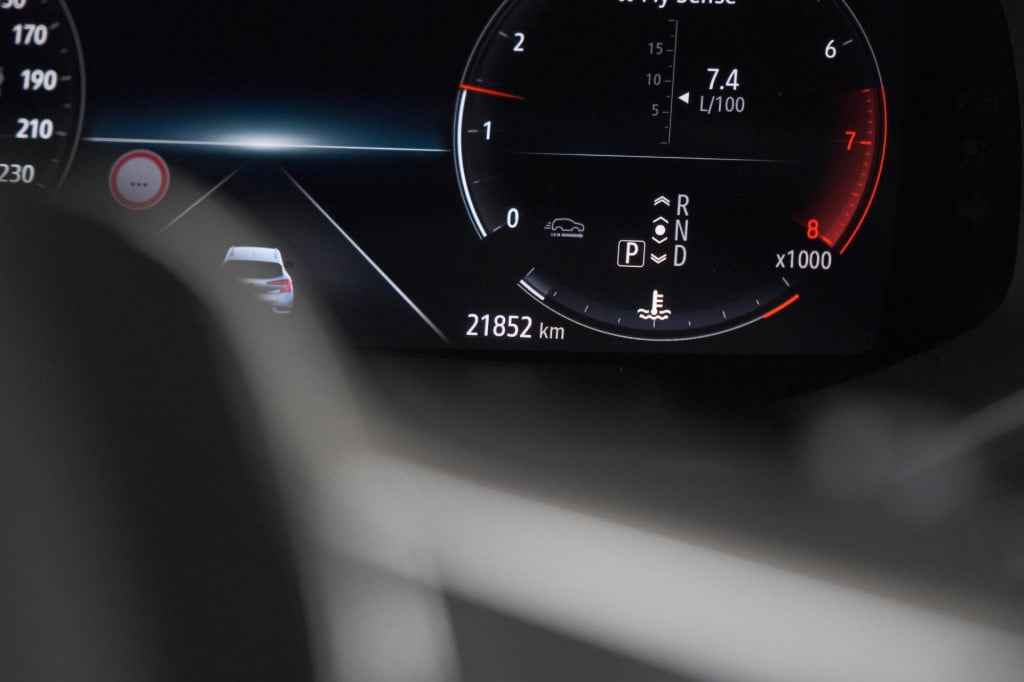 Renault Captur mild hybrid 140 edc techno | camera | 9.3 inch scherm | appl