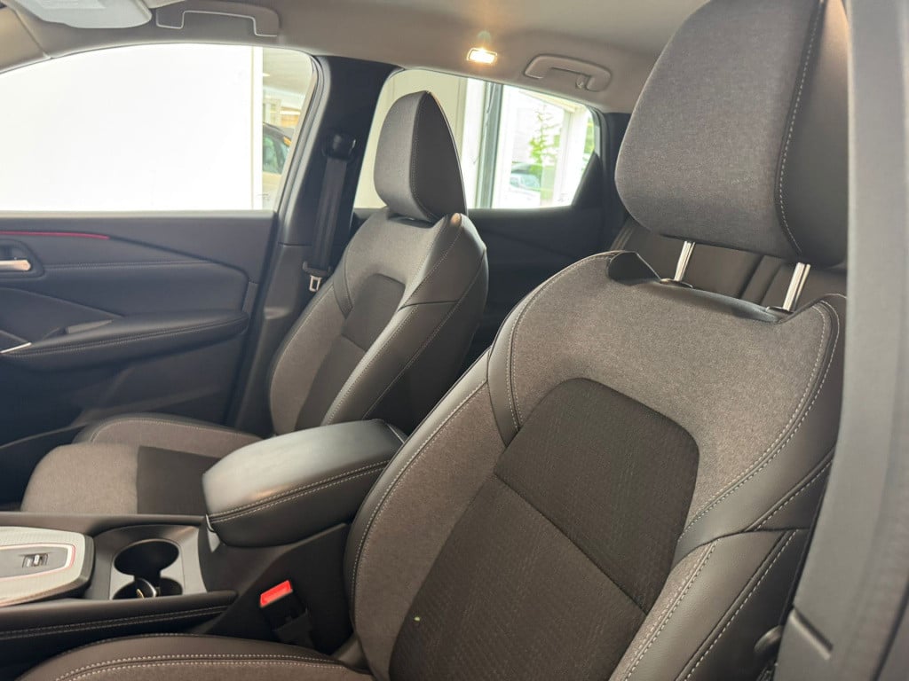 Nissan Qashqai 1.3 mhev xtronic n-connecta