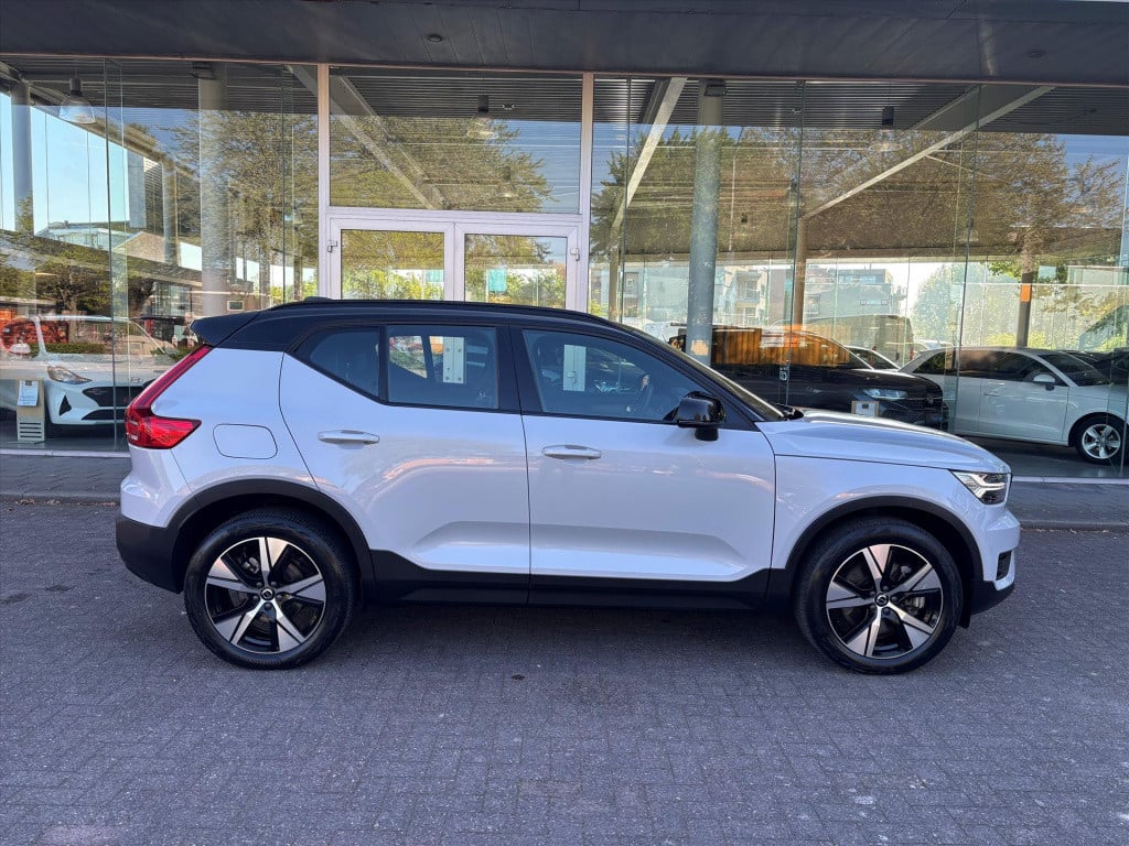 Volvo XC40 t4 twin engine 211pk geartronic r-design| carplay| alcantara| na