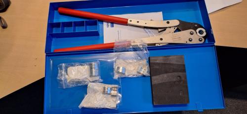 Uponor Handkrimptang