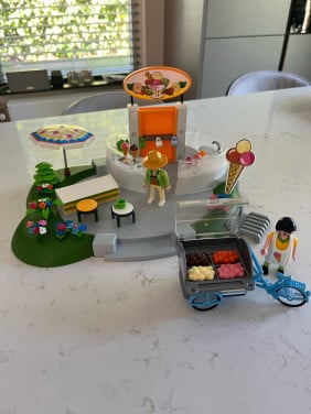 Playmobil ijssalon