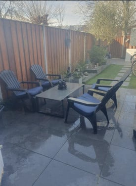 Te koop trendy tuinset| bezorgen mogelijk.