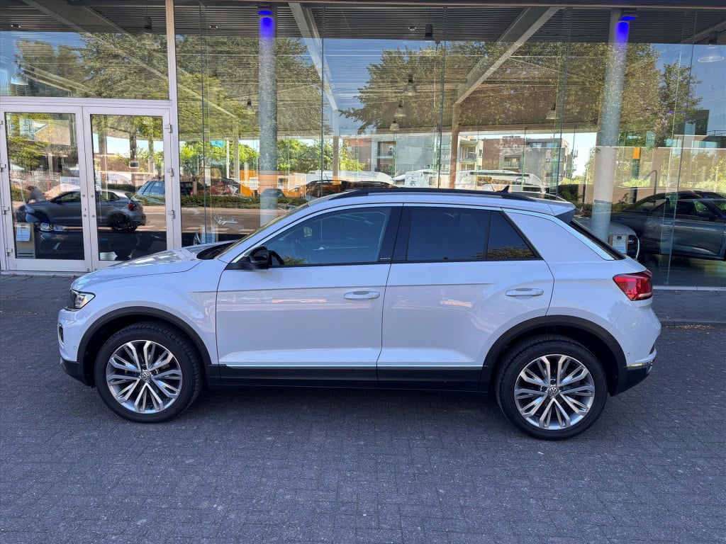 Volkswagen T-roc 1.5 tsi 150pk 7-dsg iq-drive|adapt. cruise | virtual cockp