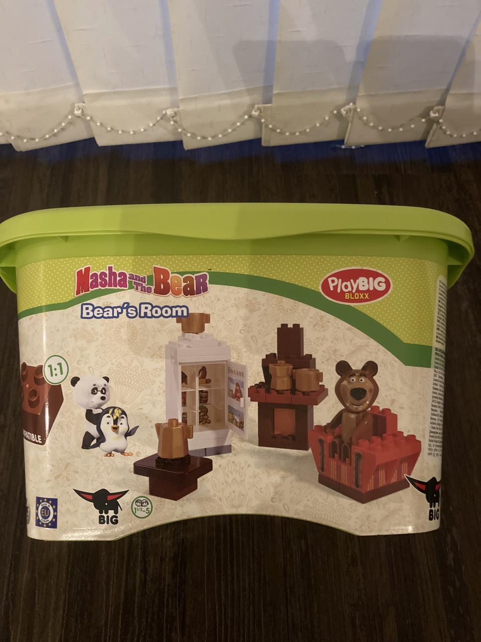 PlayBigg Blokkenset Masha en de Beer - Beers woonkamer