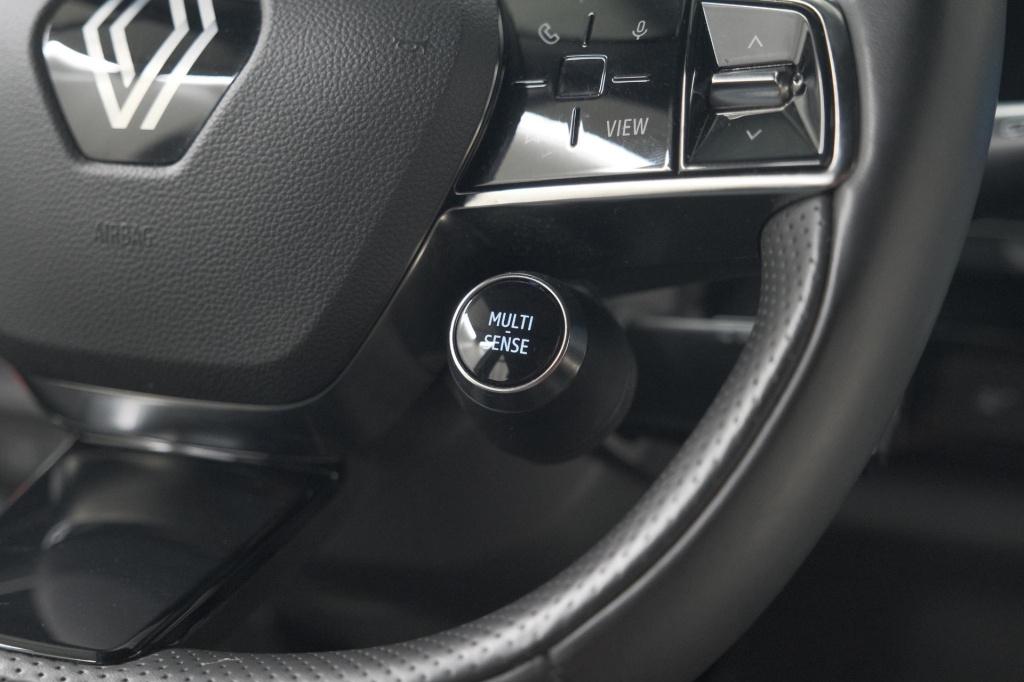 Renault Austral mild hybrid 160 x-tronic techno | 1800 kg trekgewicht | pan