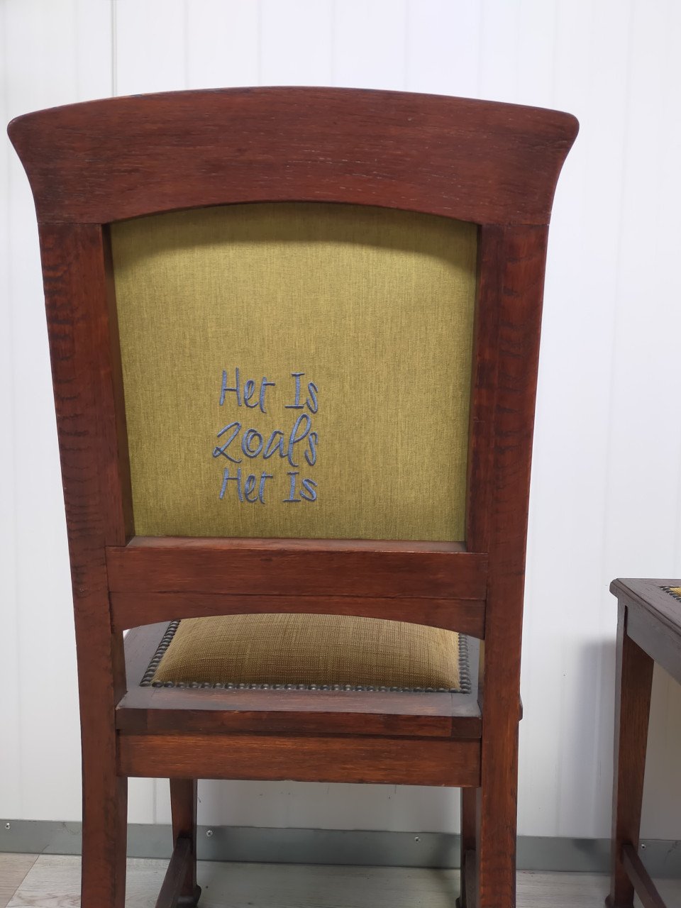 Eetkamerset (tafel + 6 stoelen)