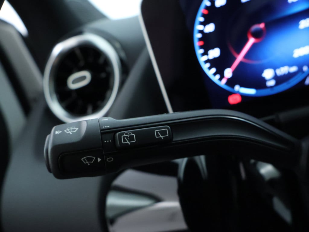 Mercedes-Benz B-Klasse 180 business solution amg | apple carplay/android au