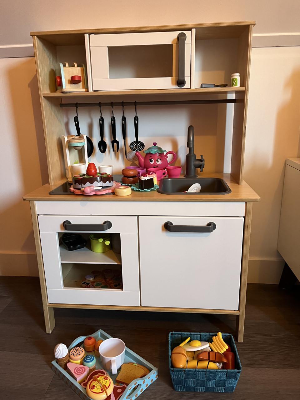 IKEA speelkeuken met veel extra’s