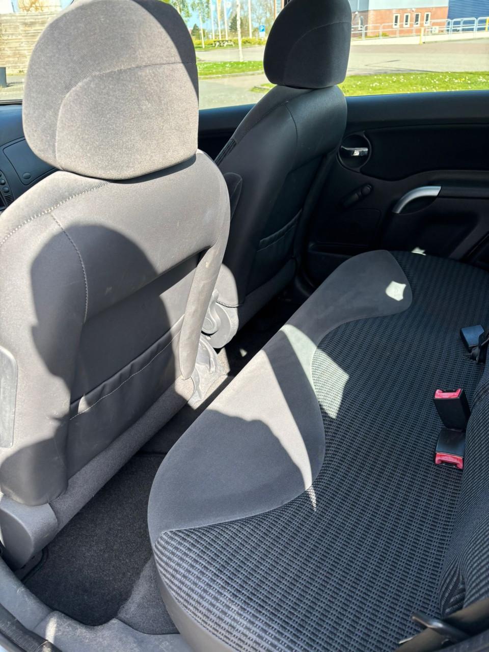 Citroën C3 1.4 I 2005 Zwart | 134.237 KM NAP | NIEUWE APK!