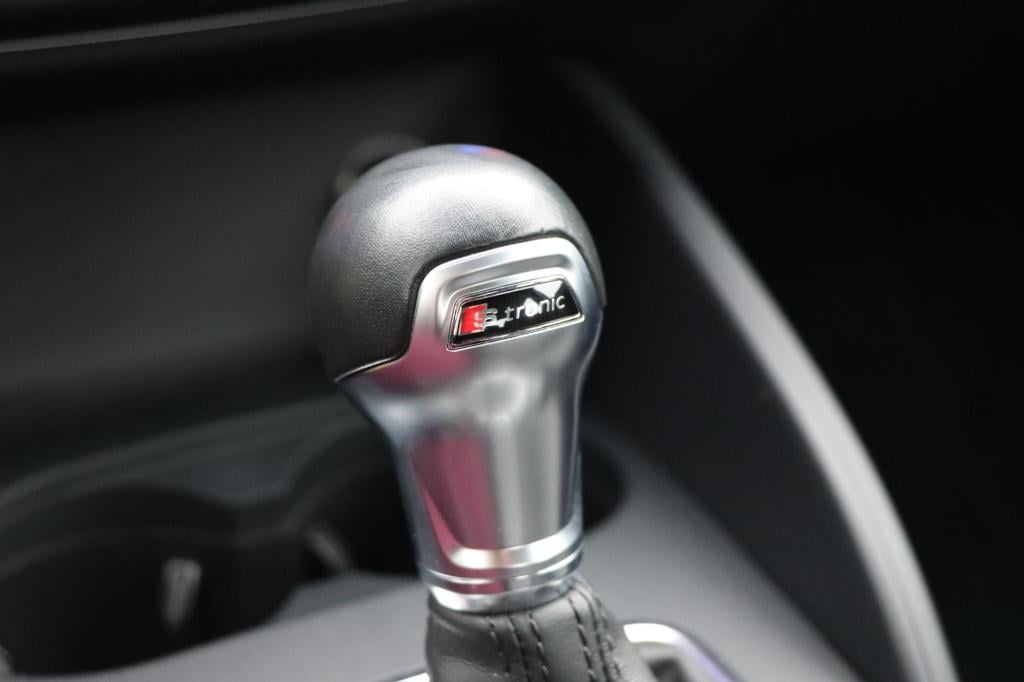 Audi A3 limousine 40 tfsi quattro advance sport 190pk s-tronic