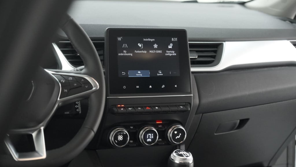 Renault Captur tce 90 techno | camera | navigatie | pack winter | apple car