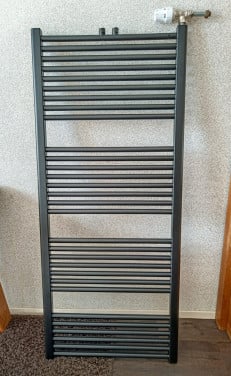 Design radiator - zwart
