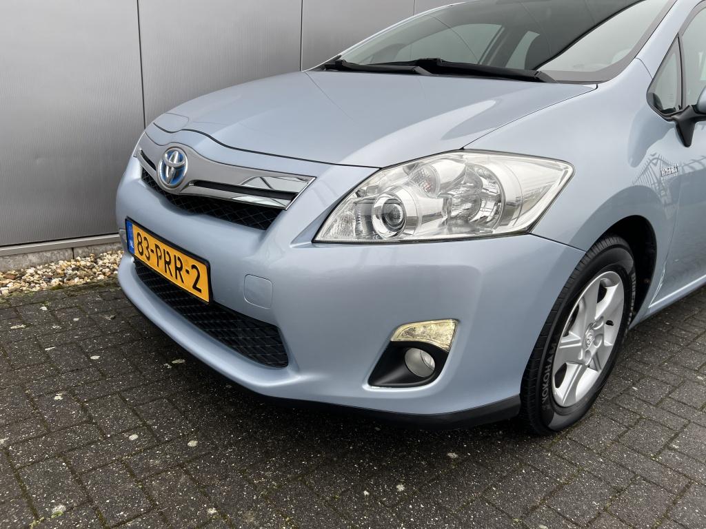 Toyota Auris 1.8 full hybrid asp.