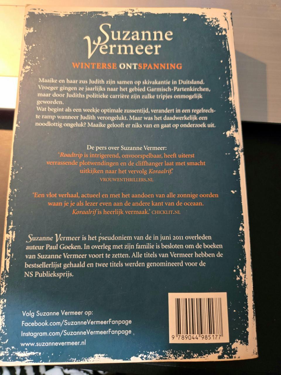 2 boeken Suzanne Vermeer : Souvenir 2020 Gletsjer 2022